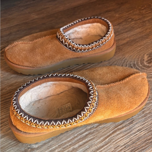 UGG Tasman Slipper - Picture 4 of 5